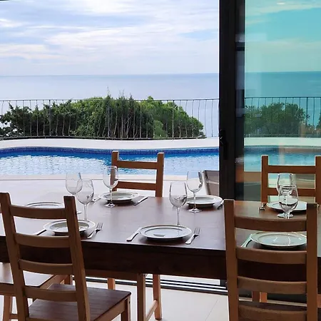 Beachfront - Comfort And Breathtaking Views Villa *