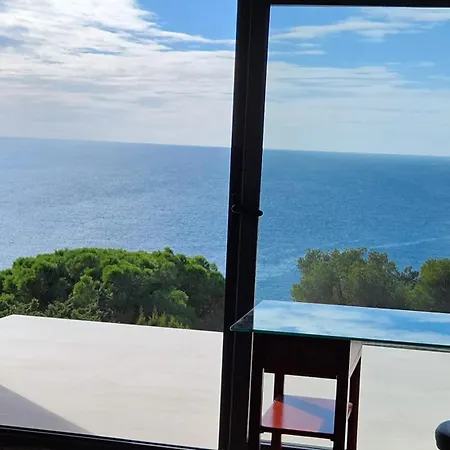 Beachfront - Comfort And Breathtaking Views Villa *