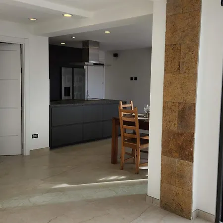 Beachfront - Comfort And Breathtaking Views *